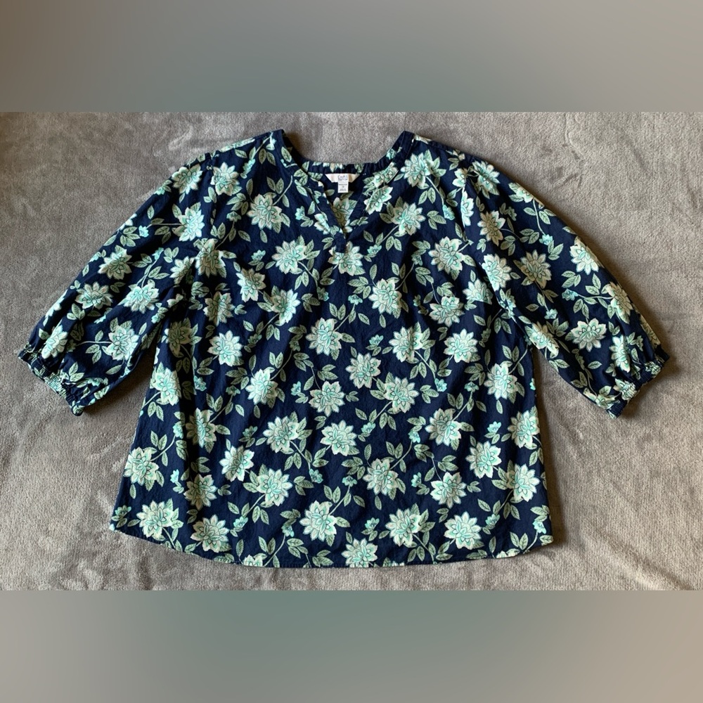 Croft & Barrow Navy and Green Floral Top